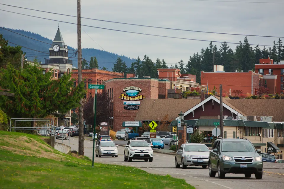 Lakewood — towing service